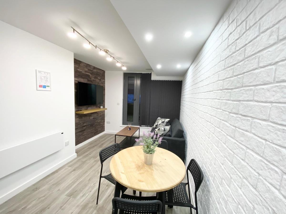 One Bed - Centre Apartment